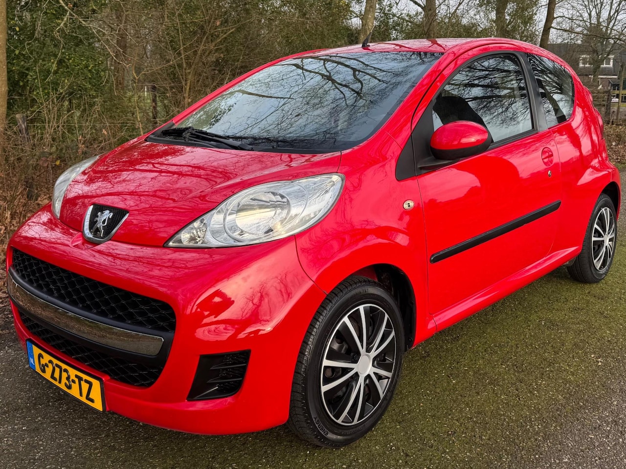 Peugeot 107 - 1.0-12V XS AUTOMAAT 2009 APK 10-2026 RIJD EN SCHAKELT PERFECT - AutoWereld.nl