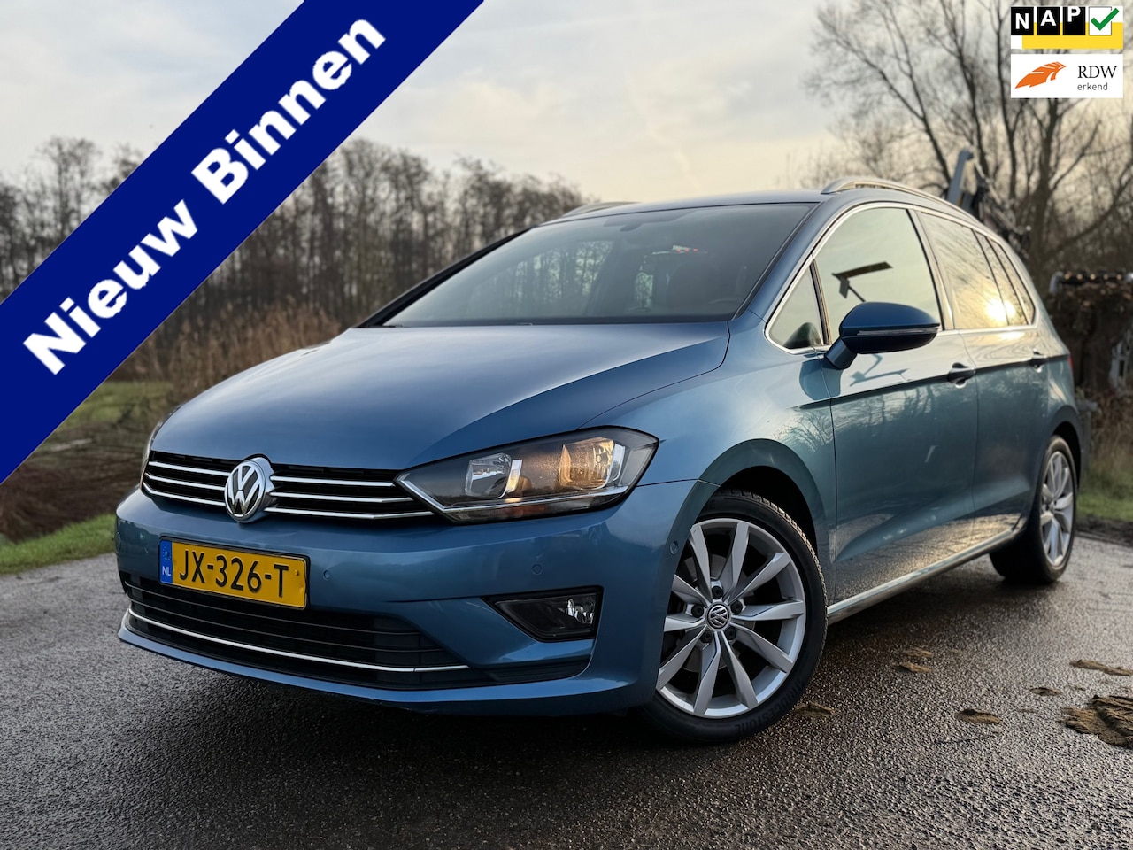 Volkswagen Golf Sportsvan - 1.4 TSI Business Edition / Automaat / Half leder / Stoelverwarming / 1ste Eigenaar / Clima - AutoWereld.nl