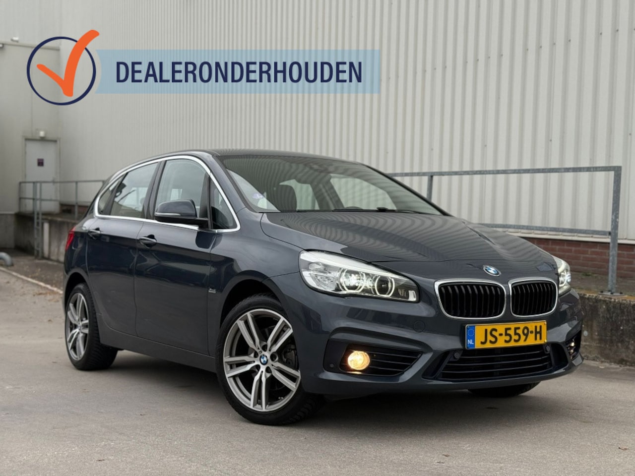 BMW 2-serie Active Tourer - 218i Aut | Leder | Trkhk | Carplay | - AutoWereld.nl