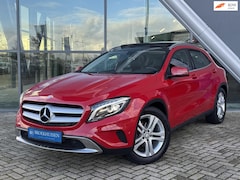 Mercedes-Benz GLA-Klasse - 200 Edition 1 156pk Automaat / Panoramadak / Stoelverwarming