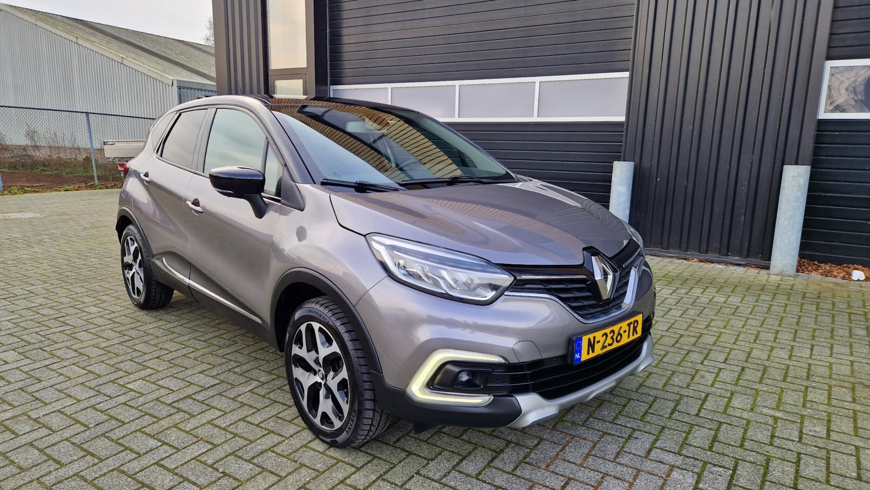 Renault Captur - 0.9 TCe Intens Navi/Camara - AutoWereld.nl