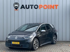 Volkswagen ID.3 - First Plus 58 kWh FASE 1EIG DEALEROND|TREKHAAK|CAMERA|STOEL+STUURVRM|ADAPT.CRUISE|MATRIXLE