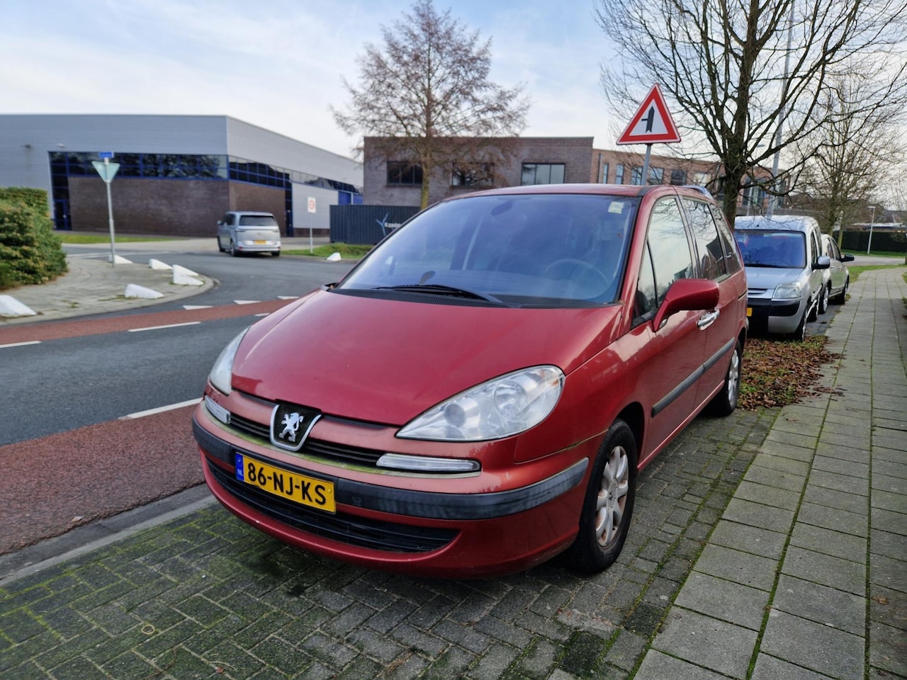 Peugeot 807 - 2.2 ST Premium 8 personen APK VERLOPEN EXPORT - AutoWereld.nl