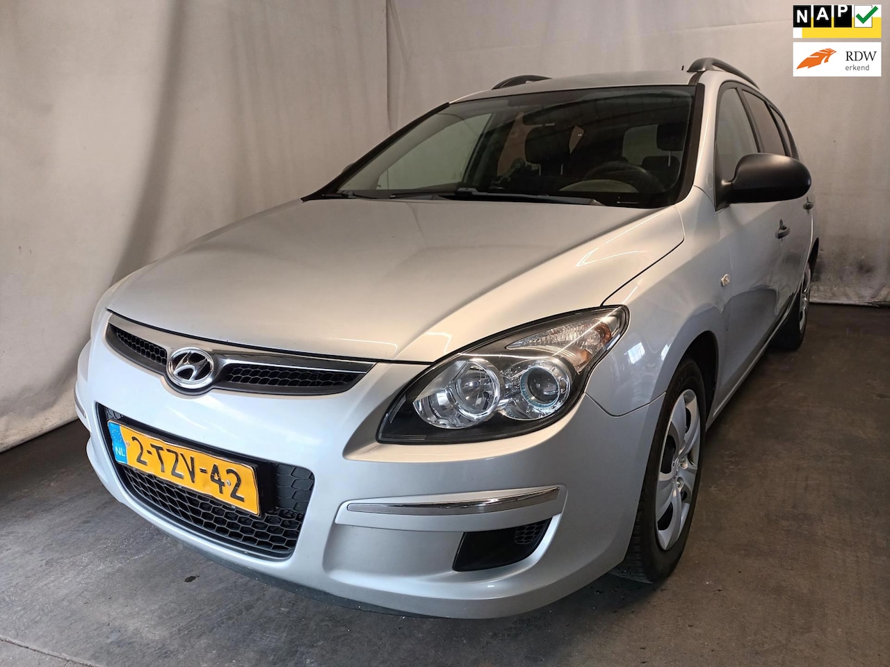 Hyundai i30 CW - 1.4i i-Drive Cool - Airco - Export - AutoWereld.nl
