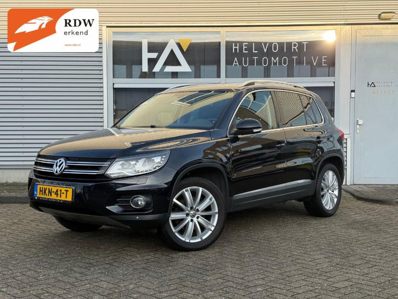 Volkswagen Tiguan - 2.0 TDI Track&Field 4Motion XENON | 2500KG Tr.Gewicht - AutoWereld.nl