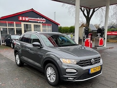 Volkswagen T-Roc - 1.0 TSI 115pk Style Business