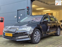 Skoda Superb Combi - 1.4 TSI iV Business Edition Plus / STANDKACHEL / AFN.TREKHAAK / CRYSTAL LIGHTING / CAMERA