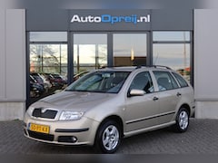 Skoda Fabia Combi - 1.4-16V AUTOMAAT Elegance Airco, Trekhaak