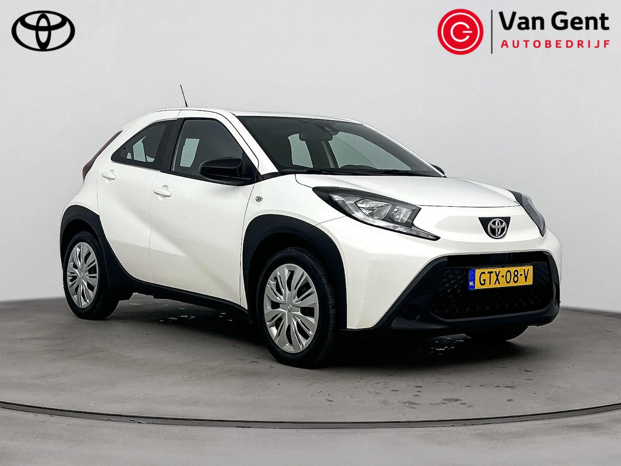 Toyota Aygo X - 1.0 VVT-i MT Play | Apple Carplay / Android Auto | Adaptive Cruise | Airco | Camera | Rijs - AutoWereld.nl