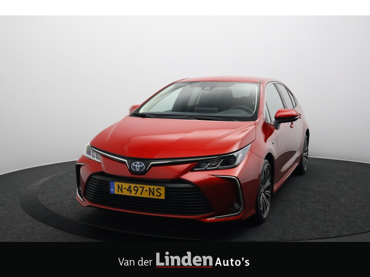 Toyota Corolla - 1.8 Hybrid Dynamic | 16000 KM | Camera | Carplay&Android | DAB - AutoWereld.nl