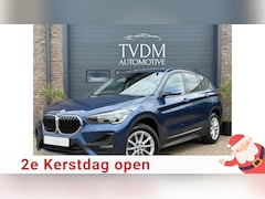 BMW X1 - SDrive18i Business Edition Leder, Navi, Camera, Stoelverw