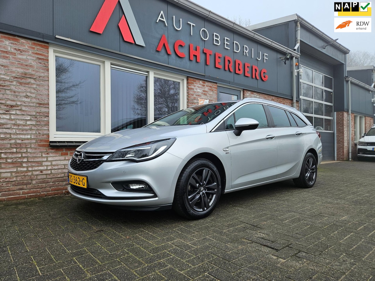 Opel Astra Sports Tourer - 1.0 Turbo 120 Jaar Edition Trekhaak! Navigatie! Airco/Clima! Cruise Control! Dealer Onderh - AutoWereld.nl
