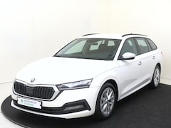 Skoda Octavia Combi - 1.4 TSI iV PHEV Business Edition | SoH 100% | Navigatie | Cruise control | Keyless | CarPl