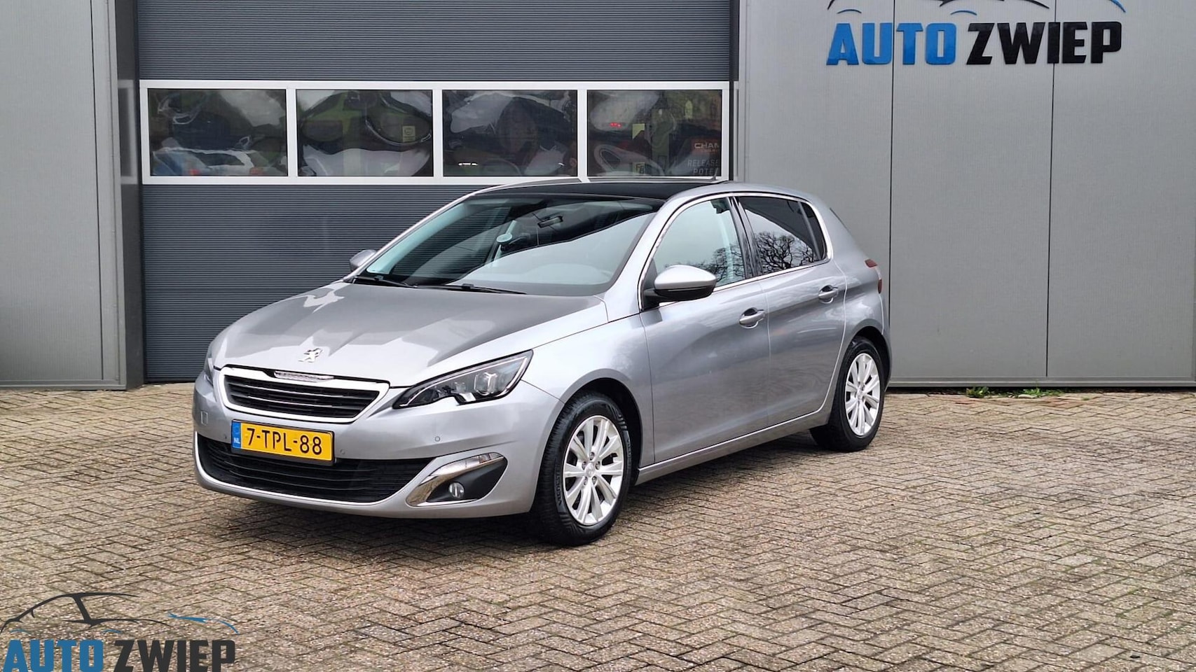 Peugeot 308 - 1.6 THP Blue Premium navi/pano/cruise/trekhaak - AutoWereld.nl