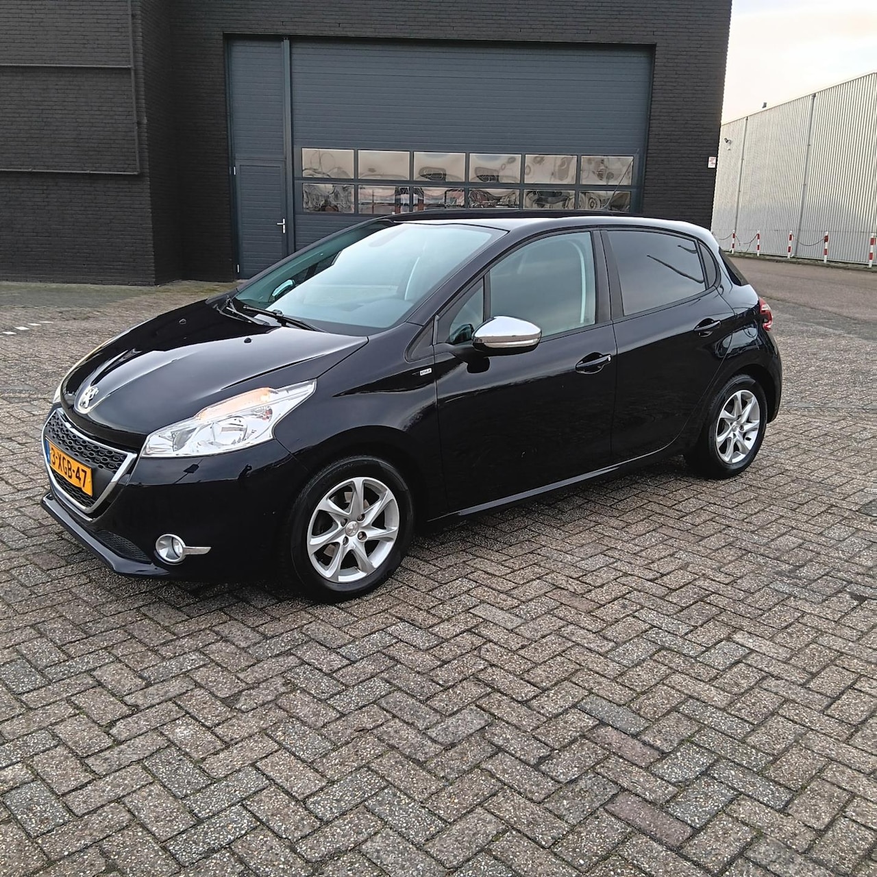 Peugeot 208 - 1.2 Vti Style 1.2 VTi Style - AutoWereld.nl