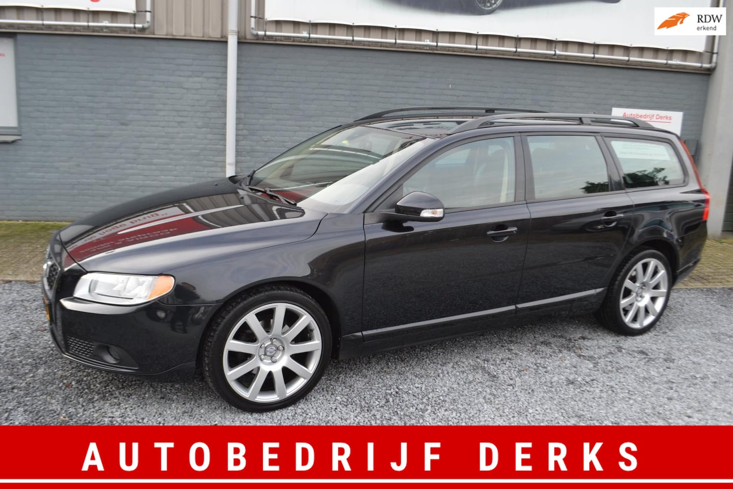 Volvo V70 - 2.0 Leer PDC Trekhaak Sport 5Drs - AutoWereld.nl