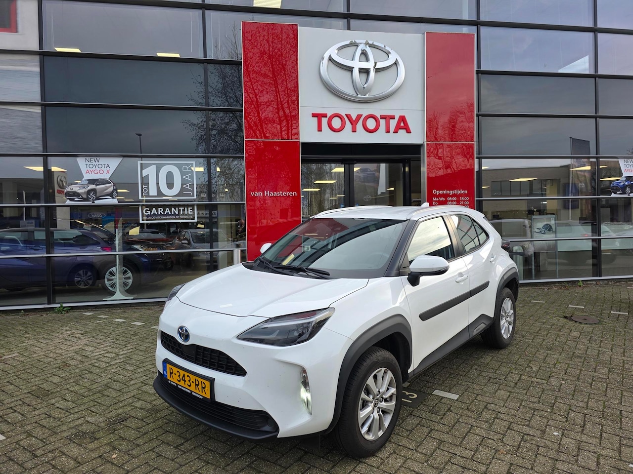 Toyota Yaris Cross - 1.5 VVT-I Hybrid 116pk CVT Active - AutoWereld.nl