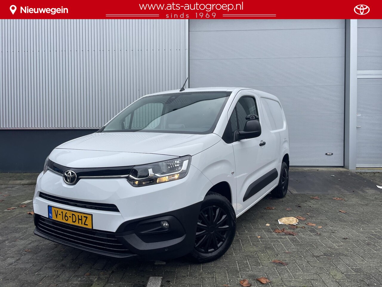 Toyota ProAce City - 1.2 Turbo Live | Benzine | 1e eigenaar en Org NL | parkeersensoren voor/achter | 19.000 km - AutoWereld.nl