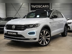 Volkswagen T-Roc - 1.5 TSI 3x R-Line * Pano - Virtual - Keyless - Beats - Trekhaak - Camera - ACC - Blind Spo