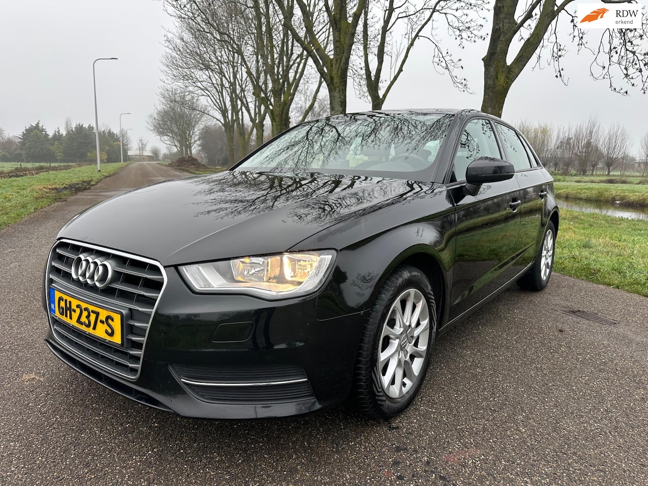 Audi A3 Sportback - 1.2 TFSI Attraction Pro Line 1.2 TFSI Attraction Pro Line - AutoWereld.nl