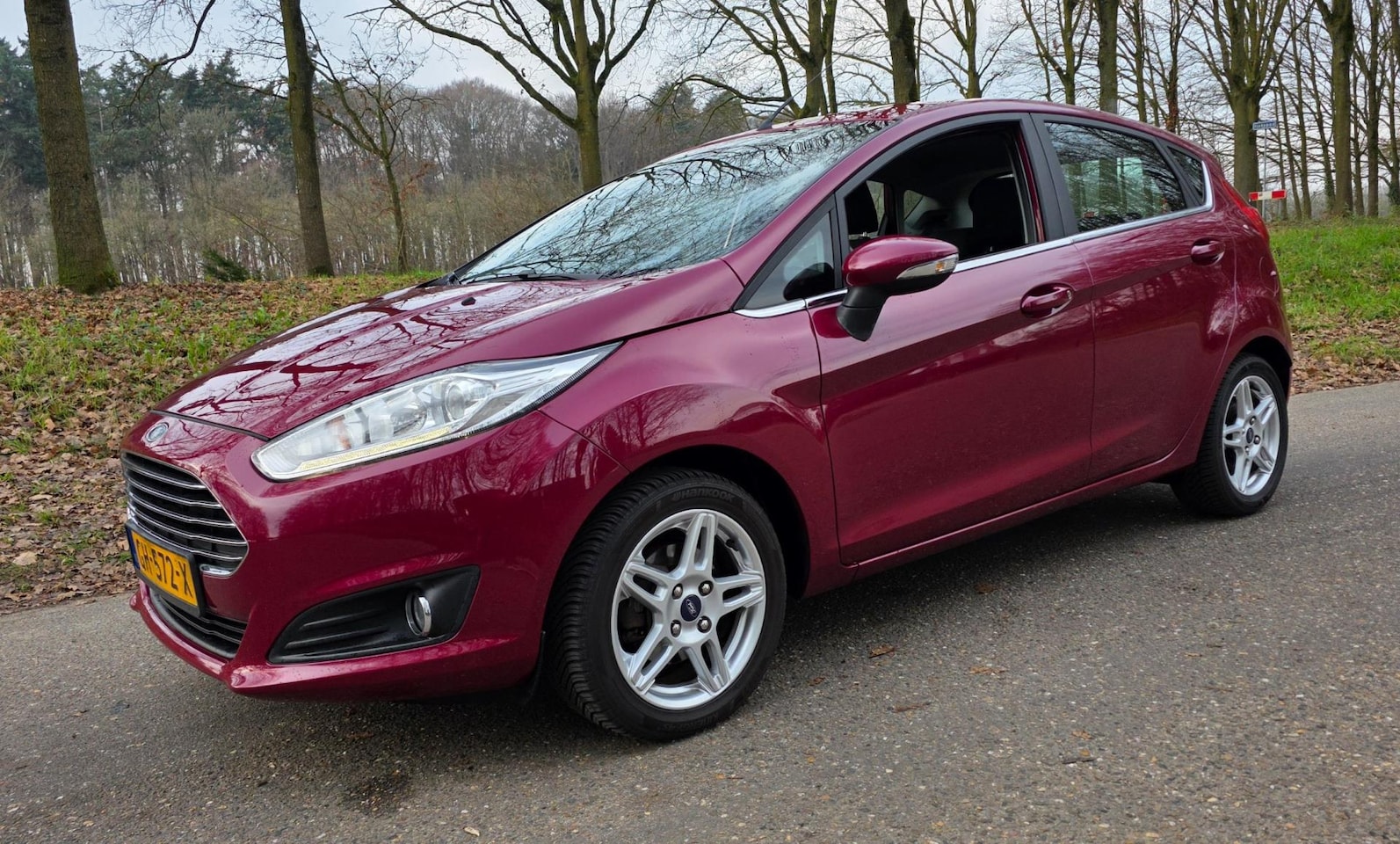 Ford Fiesta - 1.0 EcoBoost Titanium NL Auto ! Navigatie ! - AutoWereld.nl