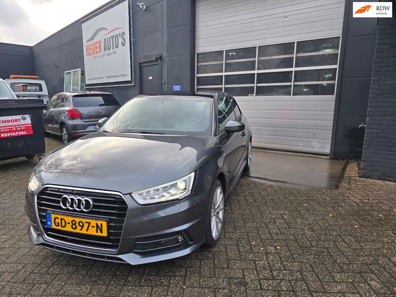 Audi A1 - 1.0 TFSI Sport Pro Line S Panoramadak apk beurt navigatie - AutoWereld.nl