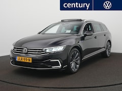 Volkswagen Passat Variant - 1.4 TSI PHEV GTE Business Automaat - Panodak - HUD - Stoelverwarming - Camera