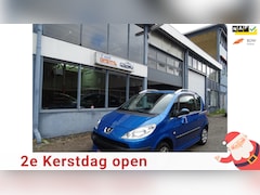 Peugeot 1007 - 1.4 Sesam Urban