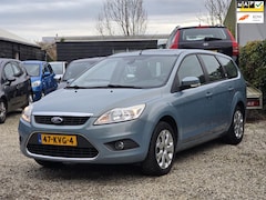 Ford Focus Wagon - 1.6 Ghia Automaat/Schuifdak/Trekhaak