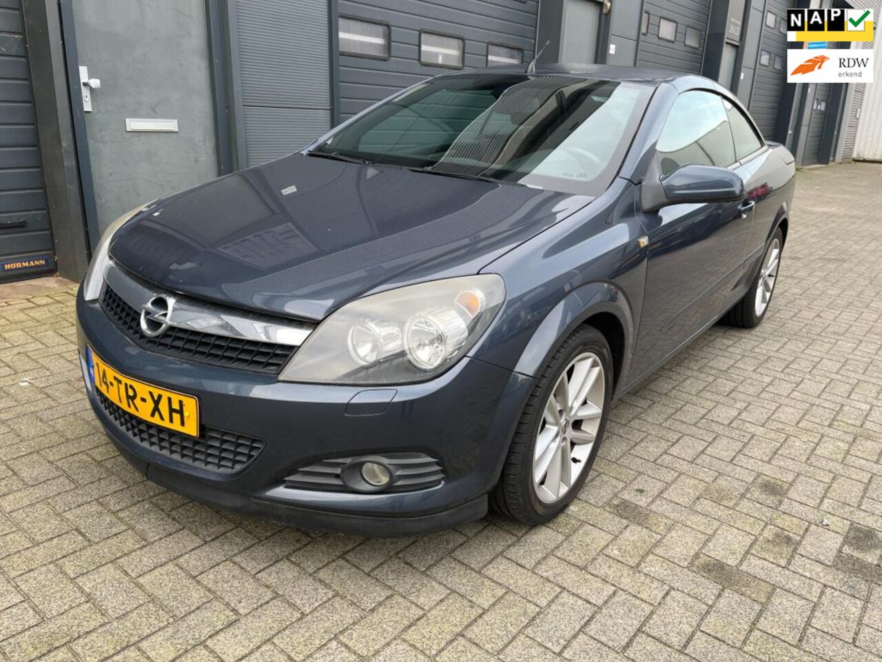 Opel Astra TwinTop - 1.8 Cosmo 1.8 Cosmo - AutoWereld.nl