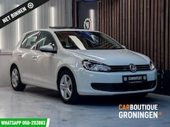 Volkswagen Golf - 1.2 TSI Highline 5D |LED| SCHUIFDAK | PARK ASS | STOELVERW