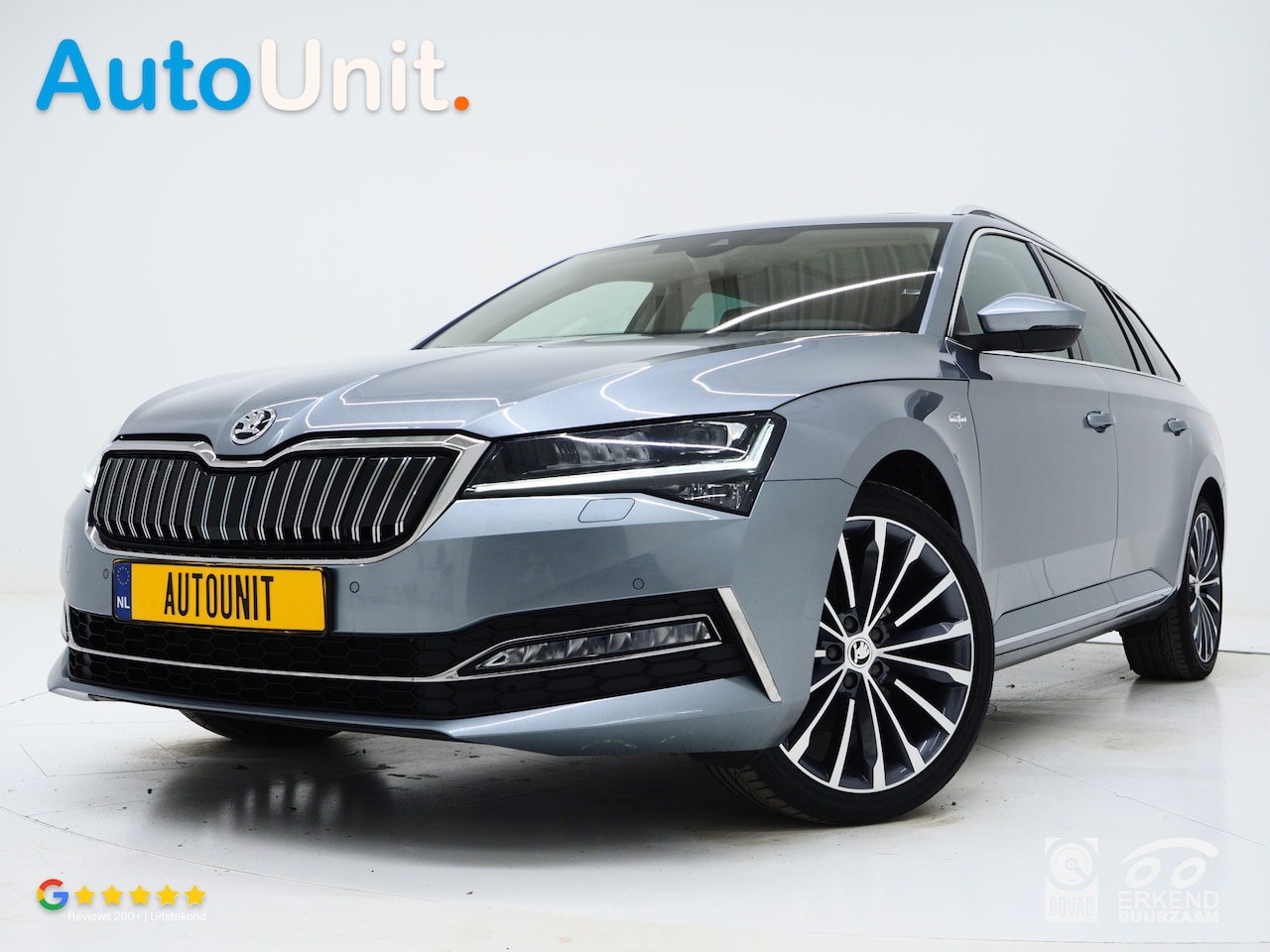 Skoda Superb Combi - 1.4 TSI iV Laurin & Klement | Panoramadak | Massage | Canton | Camera | Keyless | Adaptive - AutoWereld.nl