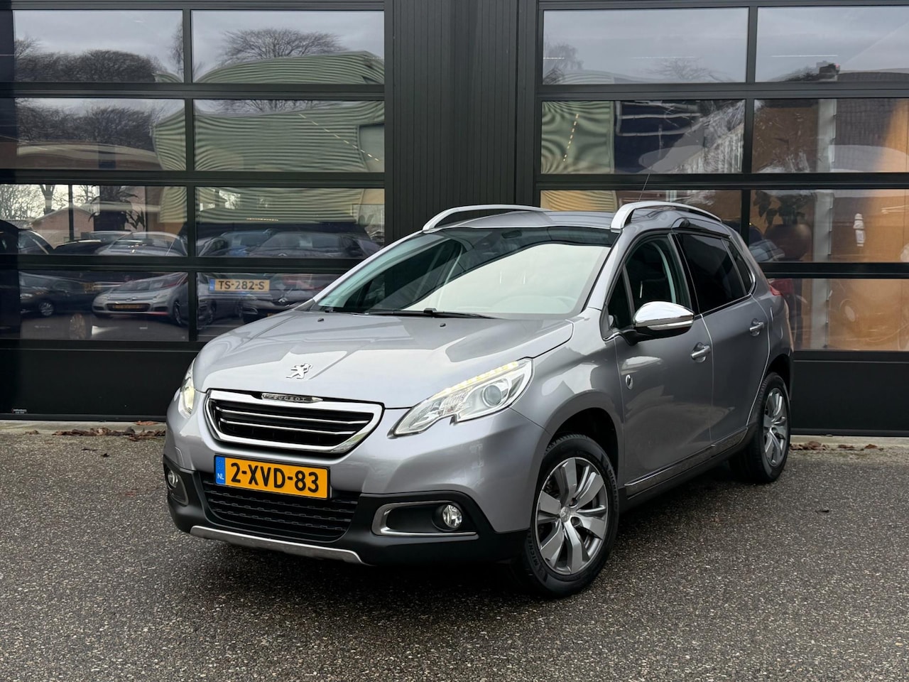Peugeot 2008 - 1.2 PureTech Crossway Led Automaat Navi Cruise - AutoWereld.nl