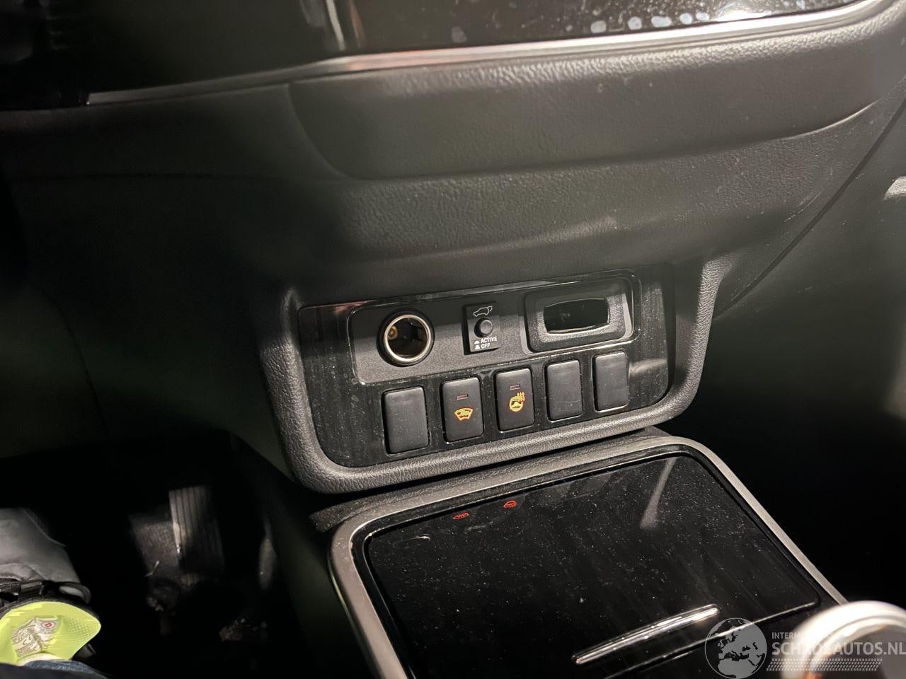 Mitsubishi Outlander - 2.0 PHEV instyle NL NAP!