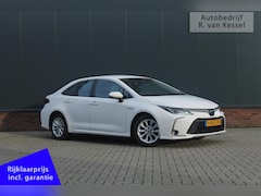 Toyota Corolla - Sedan 1.8 Hybrid Active I 1e Eigenaar I NL-auto