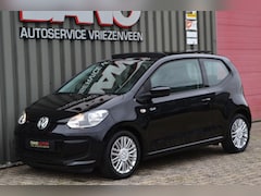 Volkswagen Up! - 1.0 CUP BlueMotion Airco/Panoramdak/15'' velgen