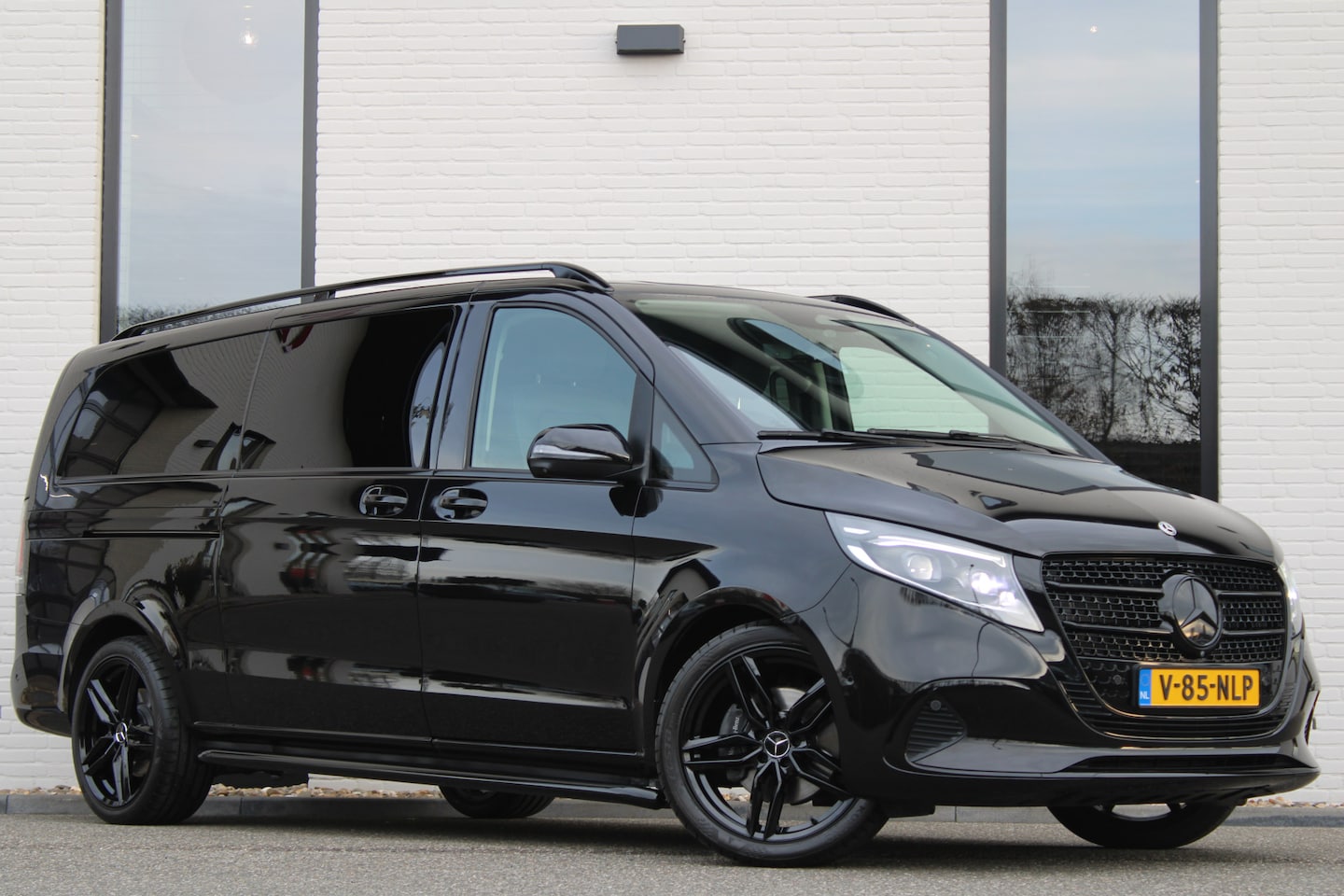 Mercedes-Benz V-klasse - 300d / XXL / DC / 2x Electrische Schuifdeur / 360 Camera / Vol Opties / NIEUWSTAAT - AutoWereld.nl