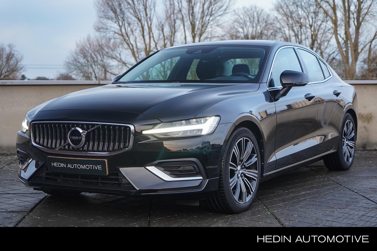 Volvo S60 - 2.0 B3 Inscription Apple Carplay/Android Auto | Parkeercamera Achter | Addaptieve Cruise C - AutoWereld.nl