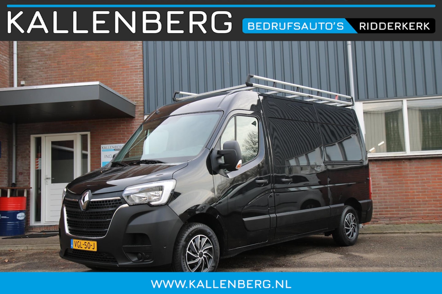 Renault Master - T35 2.3 dCi 150PK L2H2 Energy / Camera / Trekhaak / Imperiaal - AutoWereld.nl