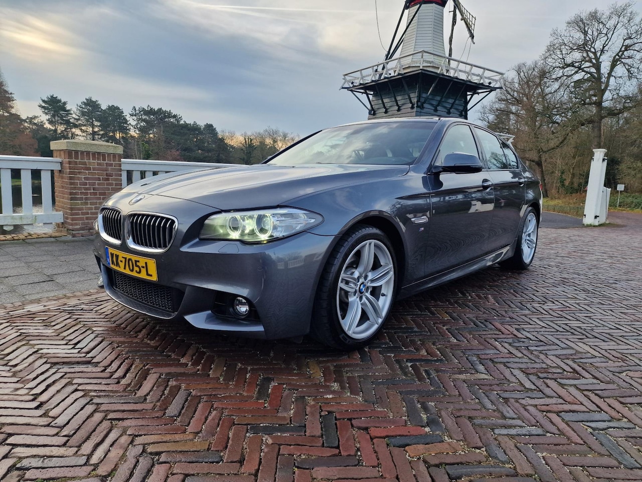 BMW 5-serie - 520i M Sport Edition High Executive - AutoWereld.nl