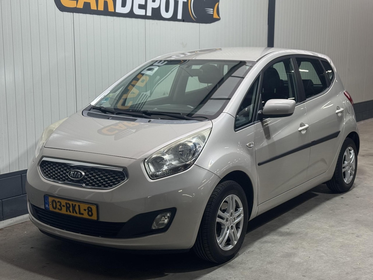 Kia Venga - 1.4 CVVT Seven 1.4 CVVT Seven - AutoWereld.nl