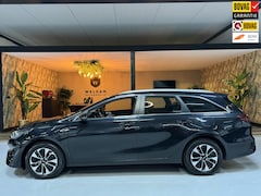 Kia Cee'd Sportswagon - Ceed 1.6 GDI PHEV DynamicLine Garantie Carplay Camera StuurVW StoelVW Keyless Adoptieve Cr
