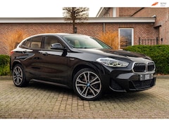 BMW X2 - XDrive25e Executive M-Sport 220 PK Dealer o.h Head-Up Camera Leder LED 19''