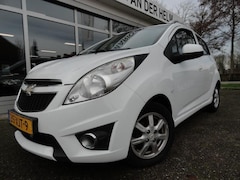 Chevrolet Spark - 1.0 16V LT White Limited Edition Bi-Fuel