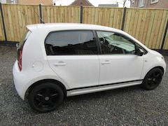 Volkswagen Up! - 1.0 move up! BlueMotion 1.0 BlueMotion Move up 5 DRS 2016 15 inch LMV Airco 6350 euro