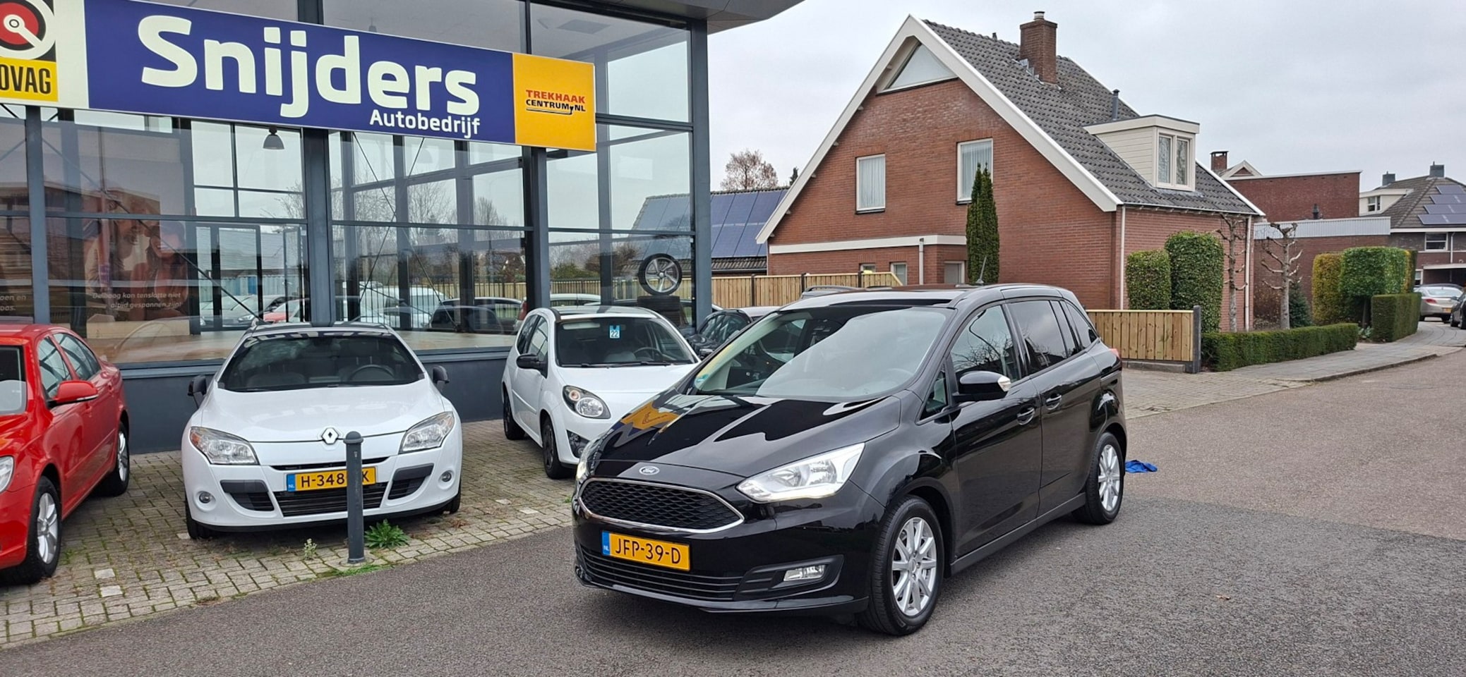 Ford Grand C-Max - 1.0 Trend 7p. NAVI/PDC/CAMERA - AutoWereld.nl