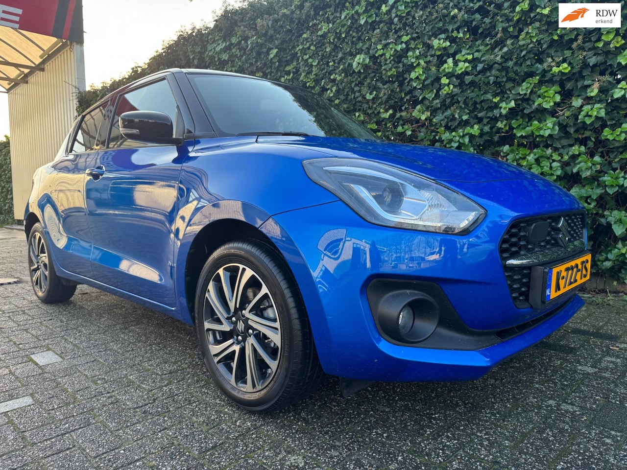 Suzuki Swift - 1.2 Style Smart Hybrid 1.2 Style Smart Hybrid - AutoWereld.nl