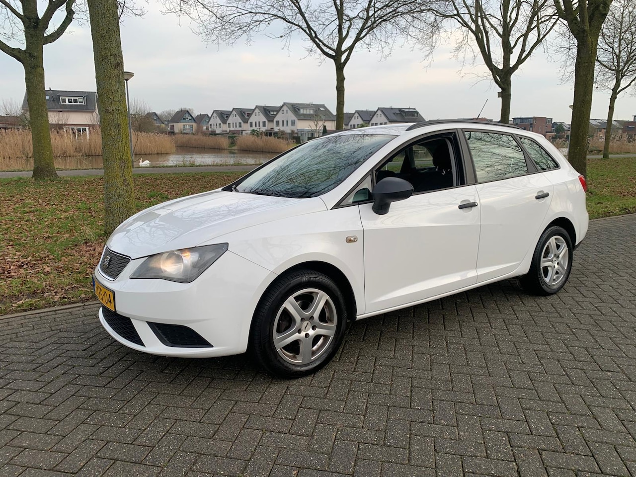 SEAT Ibiza ST - 1.2 TDI Businessline 1.2 TDI Businessline - AutoWereld.nl