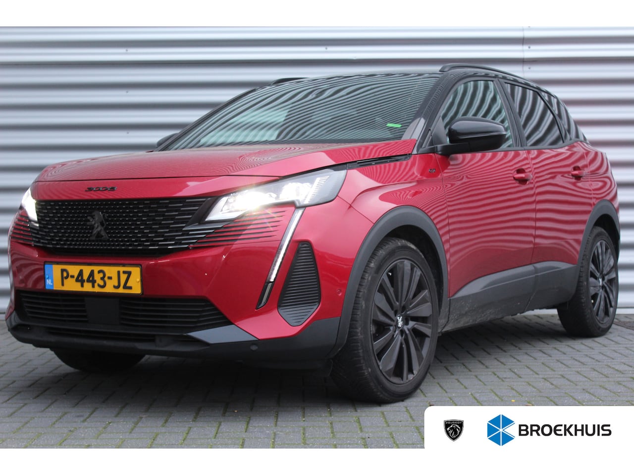 Peugeot 3008 - 1.2 PURETECH 130PK GT PACK NAVI / LEDER / CLIMA / PDC / 19" LMV / CAMERA / BLACK PACK / KE - AutoWereld.nl