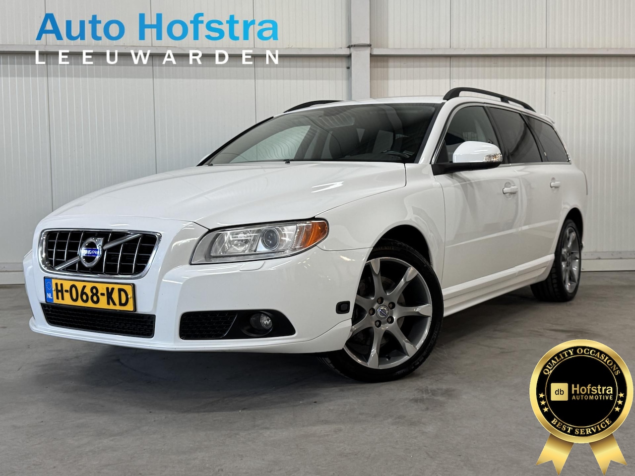 Volvo V70 - 2.5 FT 5-Cilinder 232 PK Summum LPG-G3 NW.DB-RIEM | YOUNGTIMER !!! - AutoWereld.nl